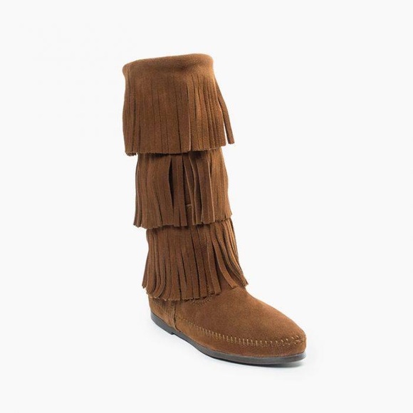 Minnetonka 3-Layer Fringe Boots - Picture 5 of 6